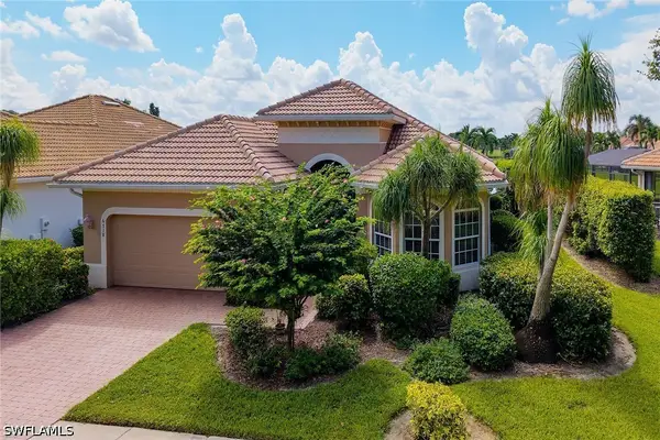 6718 Crowned Eagle Lane, Naples, FL 34113