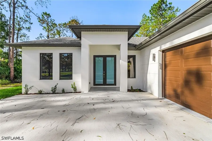 876 Desoto Avenue S, Naples, FL 34117 - #3