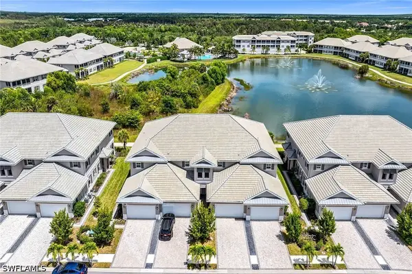 257 Indies Drive E #202, Naples, FL 34114