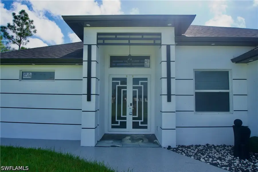 1002 Wagner Avenue, Lehigh Acres, FL 33972 - #2