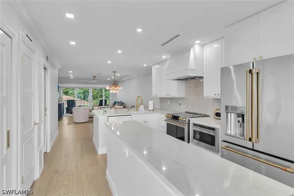 261 S Collier Boulevard #305, Marco Island, FL 34145