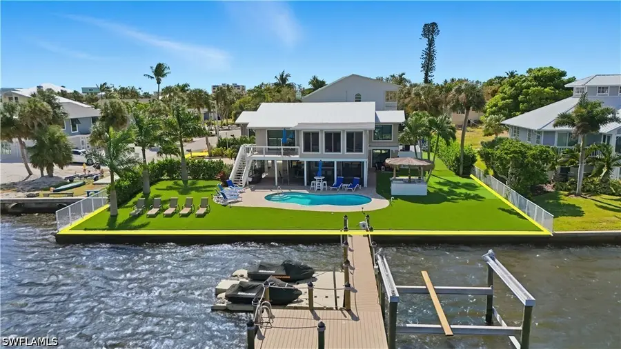 205 Bayview Avenue, Fort Myers Beach, FL 33931 - #2