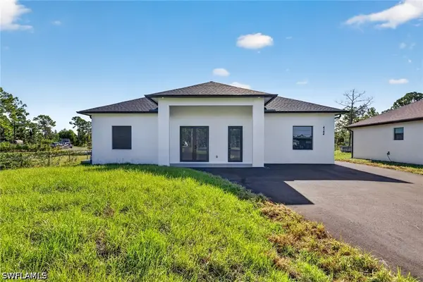 4164 Everglades Boulevard N, Naples, FL 34120