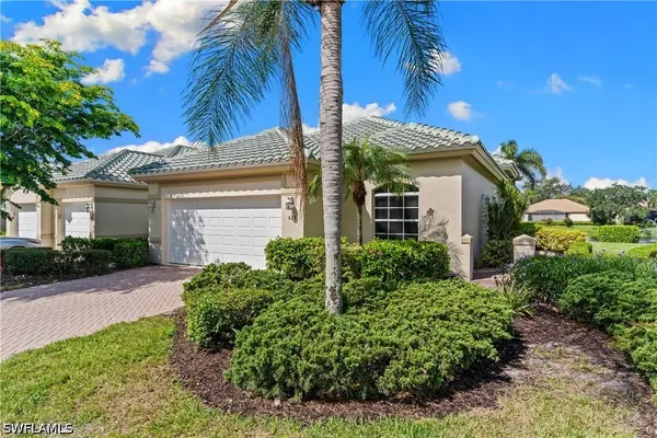 878 Vistana Circle, Naples, FL 34119