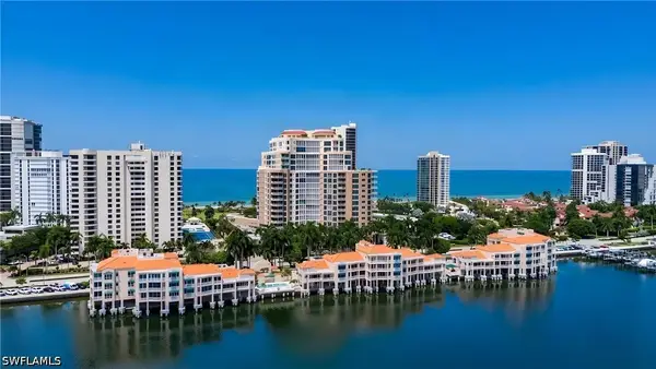 4530 Gulf Shore Boulevard N #2-212, Naples, FL 34103