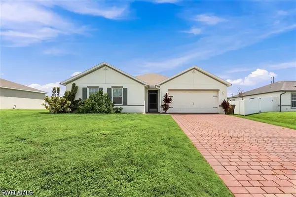 1813 NE 7th Place, Cape Coral, FL 33909