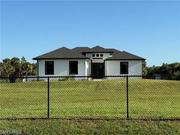 2641 36th Avenue Se, Naples, FL 34117