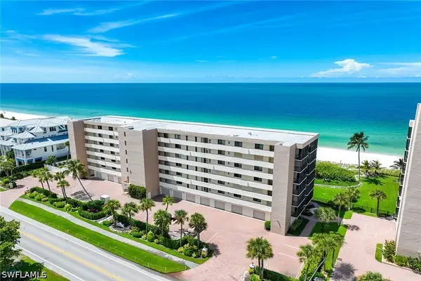 10475 Gulf Shore Drive #114, Naples, FL 34108