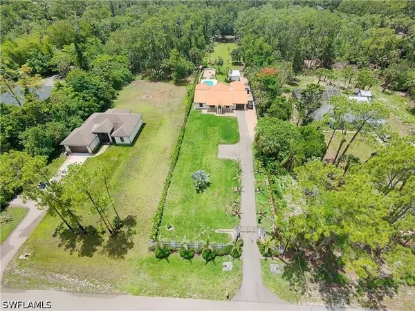 3270 14th Avenue Ne, Naples, FL 34120