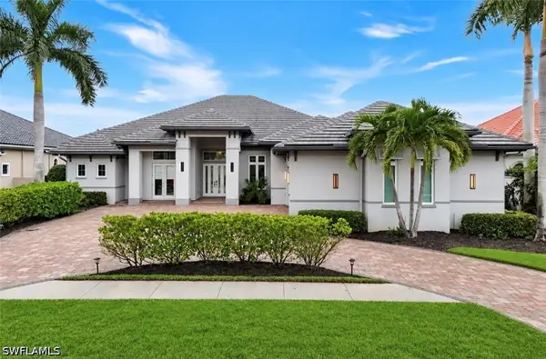 11907 Hedgestone Court, Naples, FL 34120