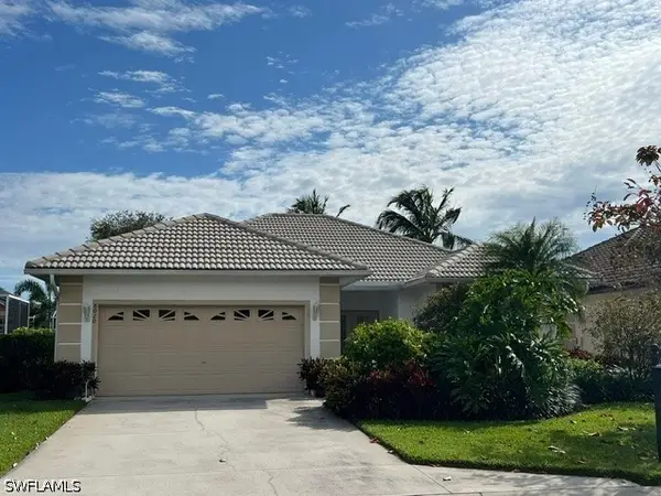 8010 Belmont Court, Naples, FL 34113