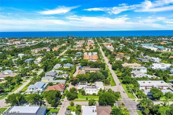 780 10th Avenue #5, Naples, FL 34102