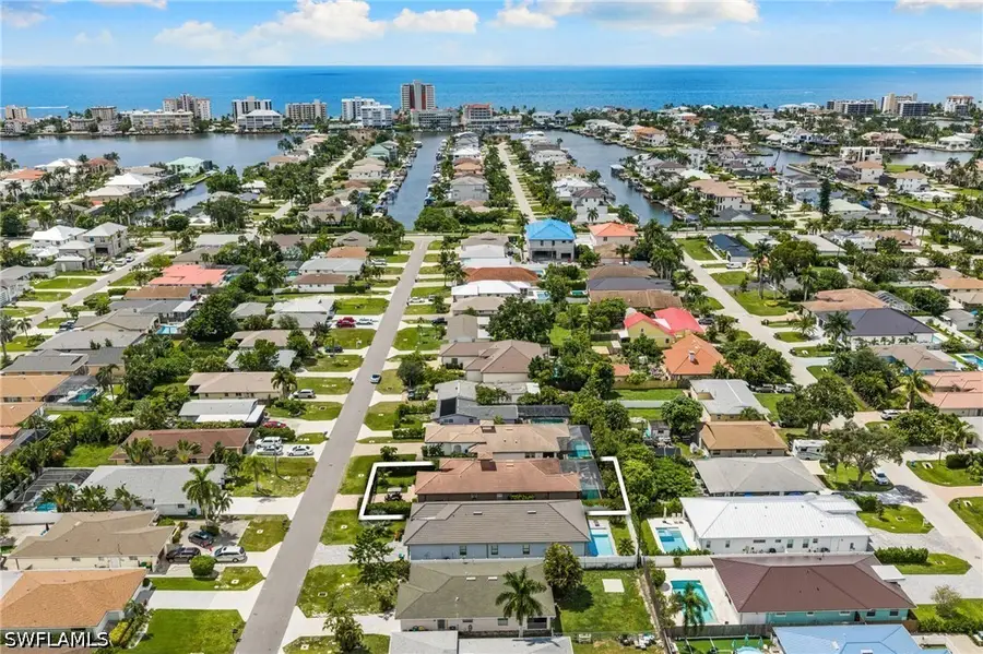 551 99th Avenue N, Naples, FL 34108 - #2