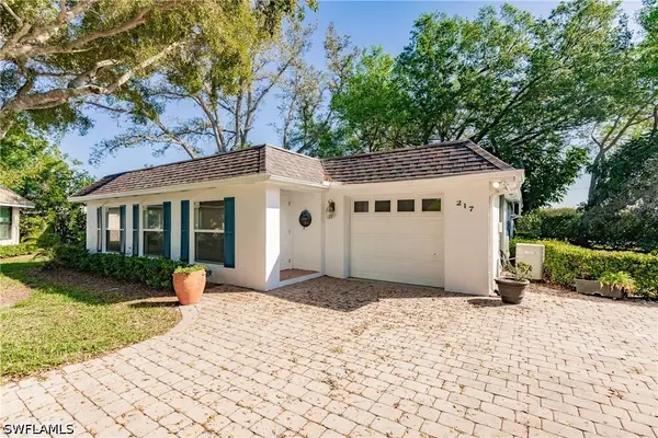 217 Yorkshire Court #2, Naples, FL 34112