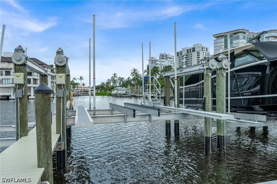 4450 Gulf Shore Boulevard N, Naples, FL 34103 - #2