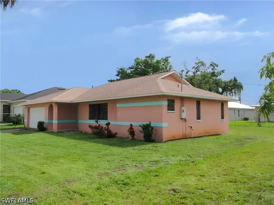 1825 Fountain Street, Fort Myers, FL 33916 - #3