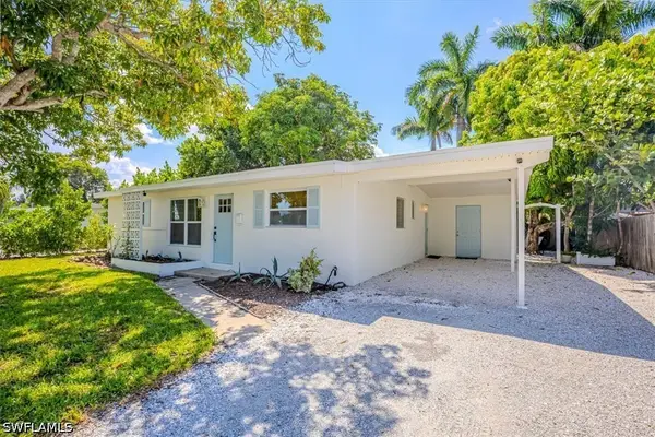 1960 Estey Avenue, Naples, FL 34104