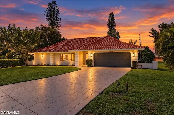 2353 Abbey Court Ne, Naples, FL 34112