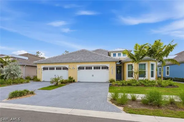 8964 Calypso Court, Naples, FL 34112