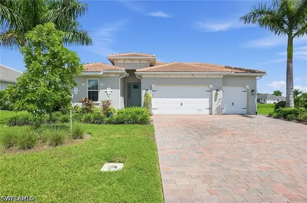18456 Royal Hammock Boulevard, Naples, FL 34114