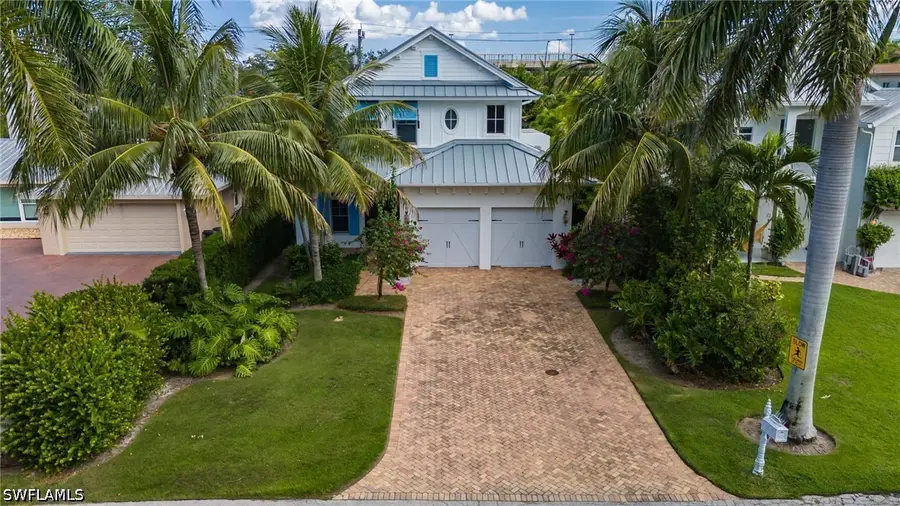 723 Myrtle Terrace, Naples, FL 34103 - #3