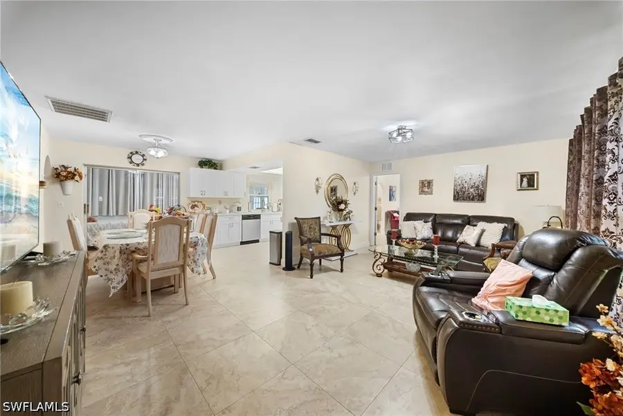1216 SE 21st Place, Cape Coral, FL 33990 - #3