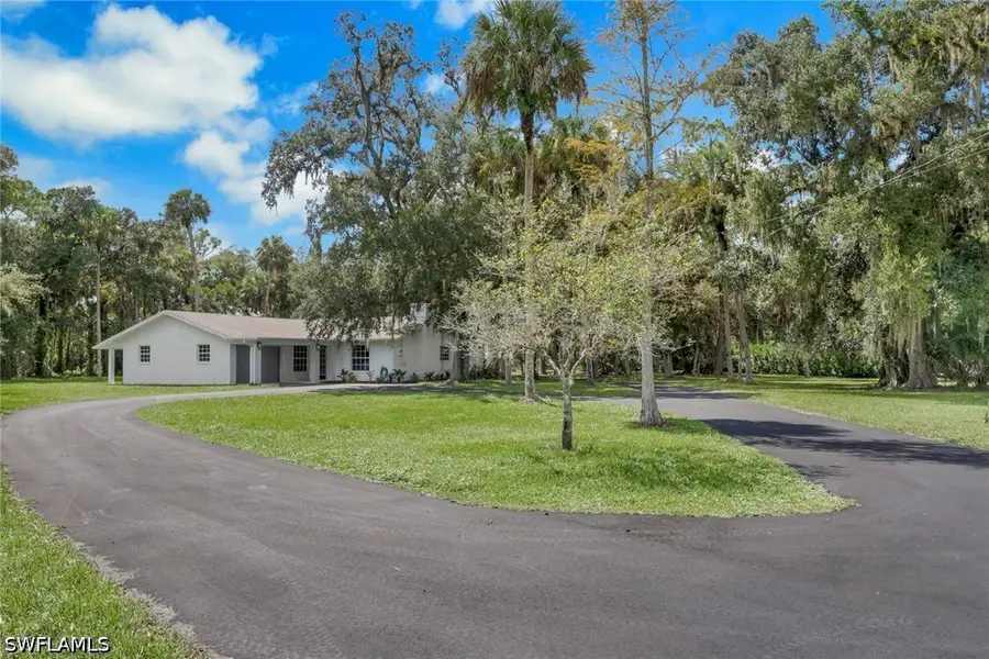 241 20th Street Ne, Naples, FL 34120 - #3