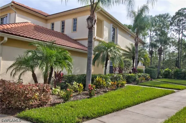 7848 Clemson Street #6-202, Naples, FL 34104