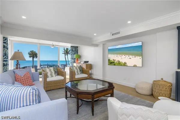 1717 Gulf Shore Boulevard N #101, Naples, FL 34102