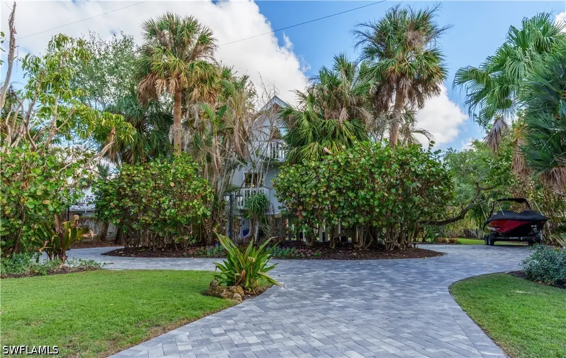 5058 Seahorse Avenue, Naples, FL 34103 - #1