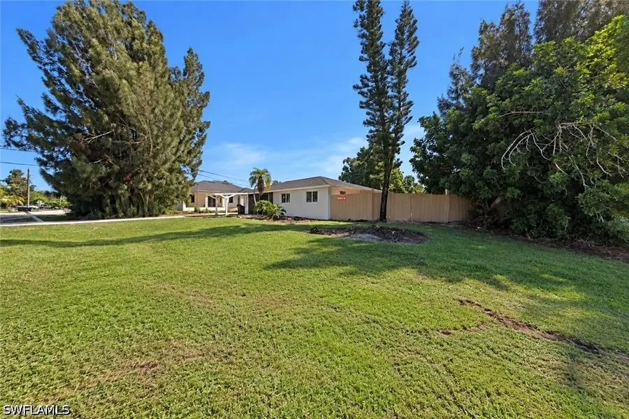 19235 Miami Boulevard, Fort Myers, FL 33967 - #2