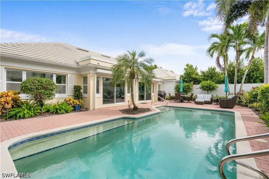 807 Rue Deville #2.11, Naples, FL 34108 - #3