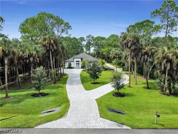 855 1st Street Nw, Naples, FL 34120