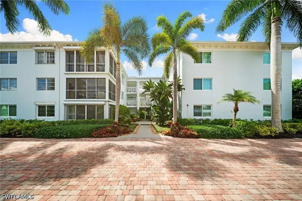 280 2nd Avenue S #303, Naples, FL 34102