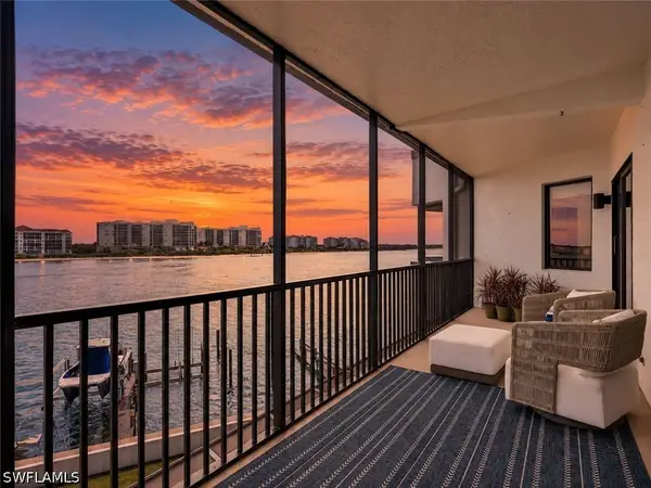 531 La Peninsula Boulevard #531, Naples, FL 34113