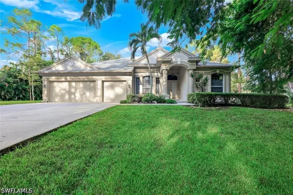 661 27th Street Nw, Naples, FL 34120