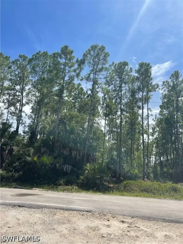 22nd Avenue Ne, Naples, FL 34120