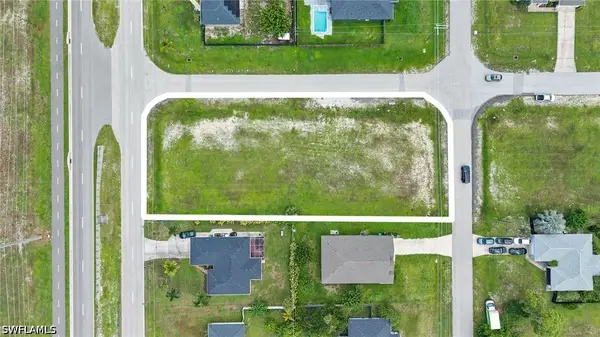 2114 Kismet Parkway W, Cape Coral, FL 33993