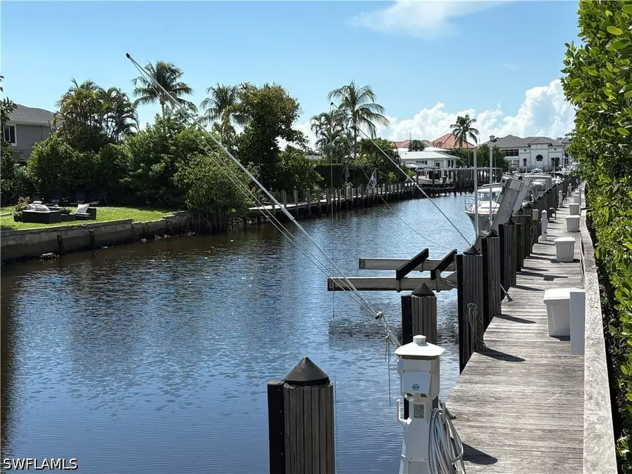 1500 5th Avenue S, Naples, FL 34102 - #2