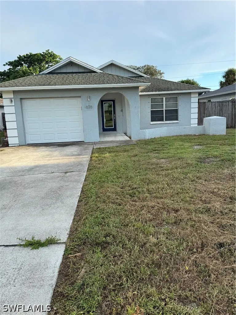 626 103rd Avenue N, Naples, FL 34108 - #1