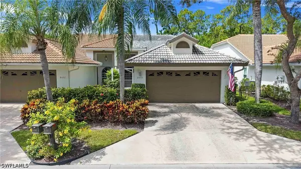 8033 San Vista Circle #12R, Naples, FL 34109