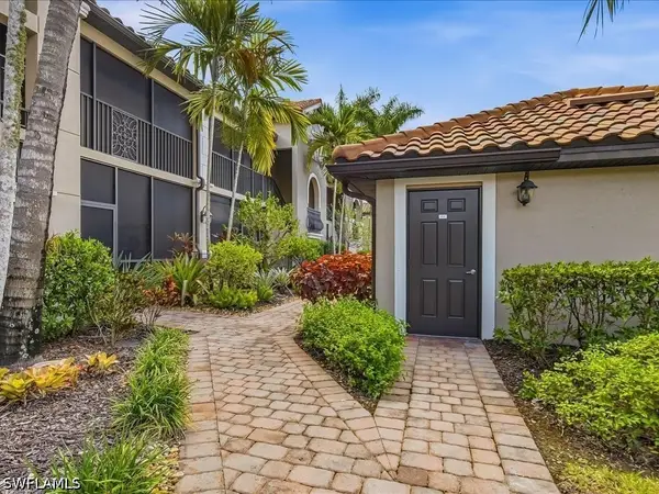 9840 Venezia Circle #815, Naples, FL 34113