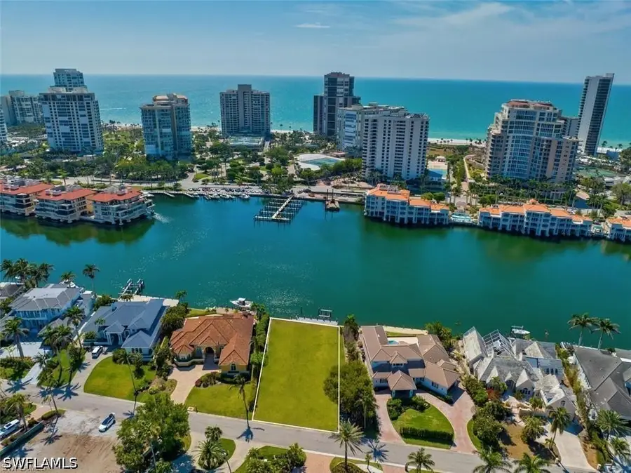 315 Neapolitan Way, Naples, FL 34103 - #2