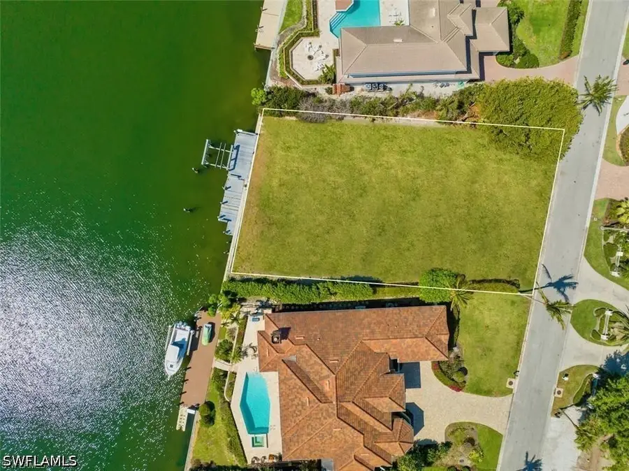 315 Neapolitan Way, Naples, FL 34103 - #3