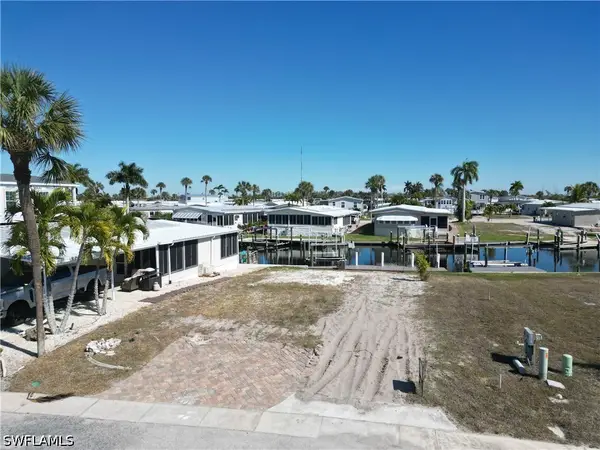 17681 Stevens Boulevard, Fort Myers Beach, FL 33931