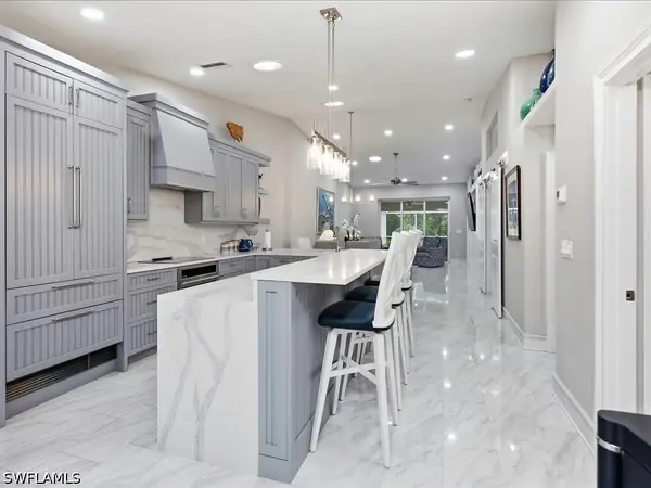 798 Wiggins Bay Drive, Naples, FL 34110