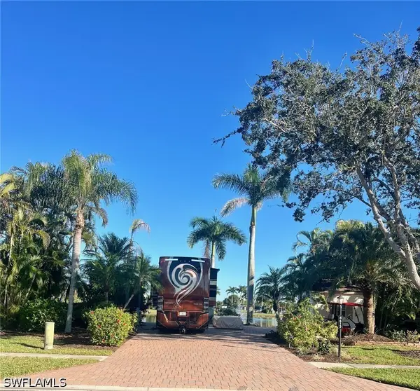 4613 Southern Breeze Drive, Naples, FL 34114