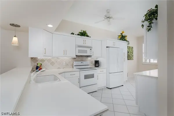 6700 Beach Resort Drive #5, Naples, FL 34114