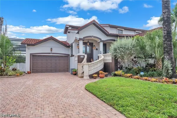 27109 Holly Lane, Bonita Springs, FL 34135