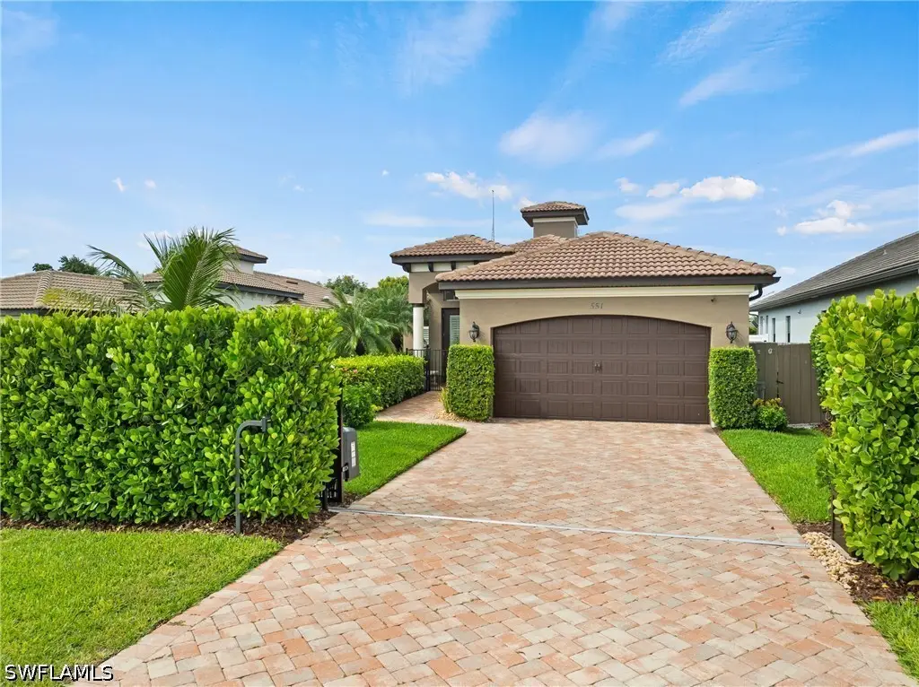 551 99th Avenue N, Naples, FL 34108 - #1